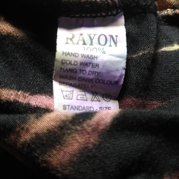 "One of a Kind" wicked but so cool top, size L - Picture 4 of 4